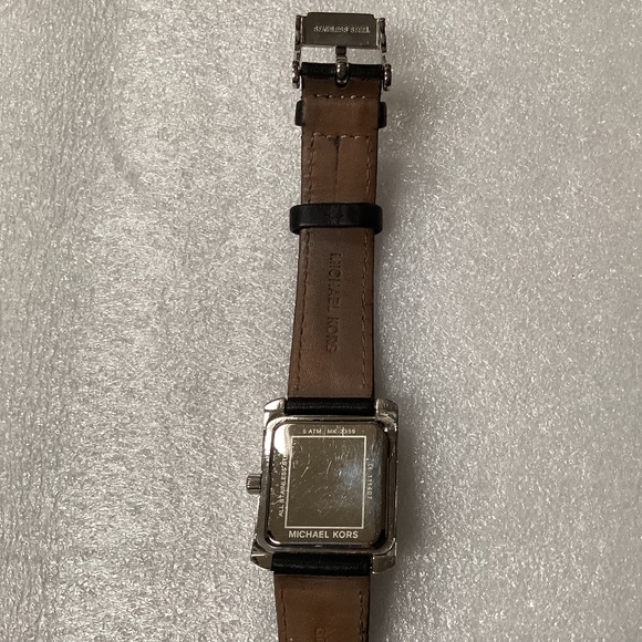 Michael Kors Mini Emery Silver Dial Black Leather Ladies Watch MK2359 - Picture 5 of 16